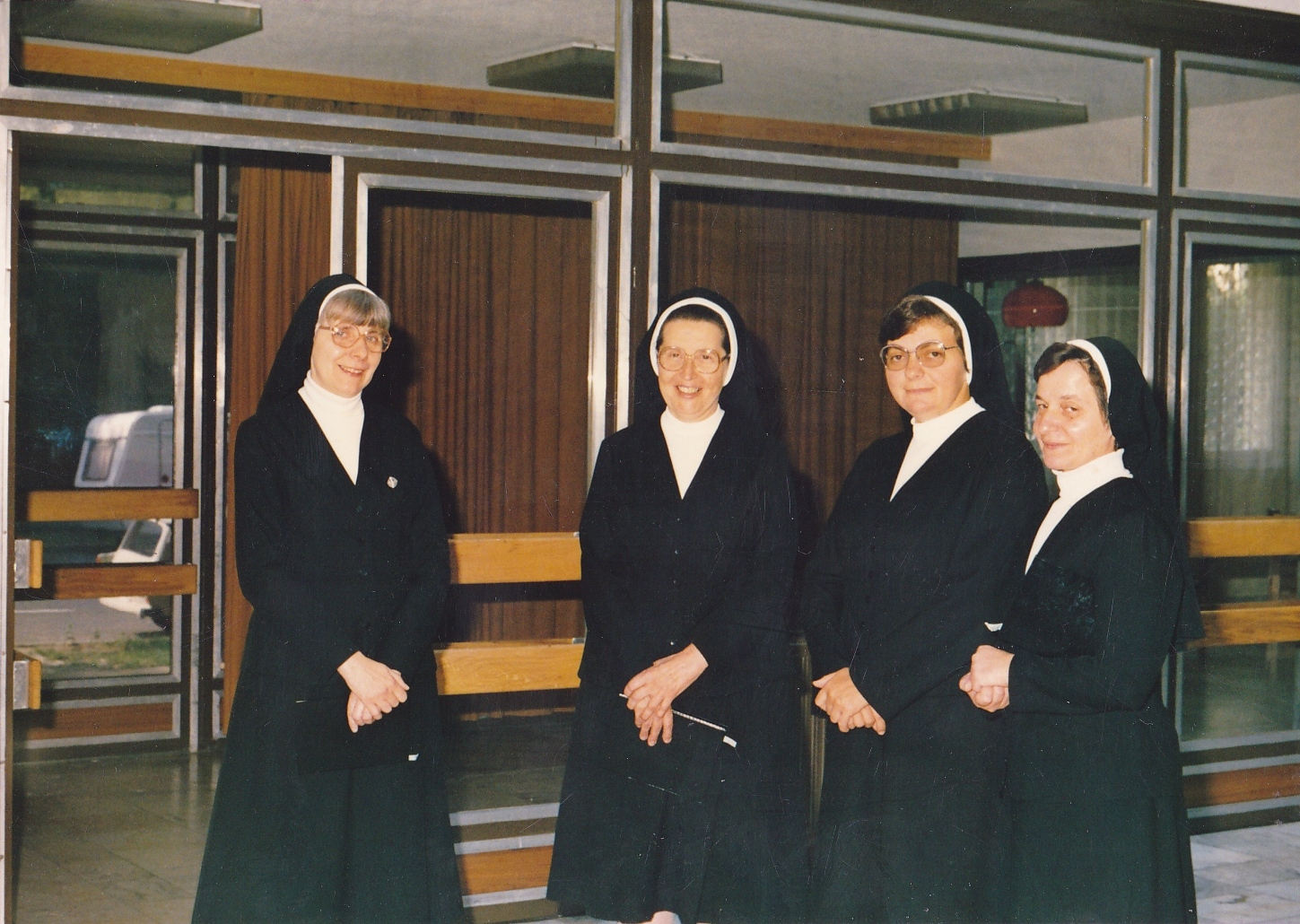 Tartományi tanácsosként (balról: Maros M. Ladiszla, Szobonya M. Jolánta tartományfőnöknő, Pekó M. Adrien, Fodor M. Ágnes)
